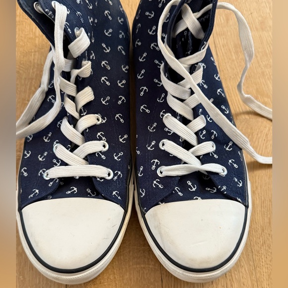 Navy High-Top Men’s Sneakers with Anchor Print - Picture 2 of 7